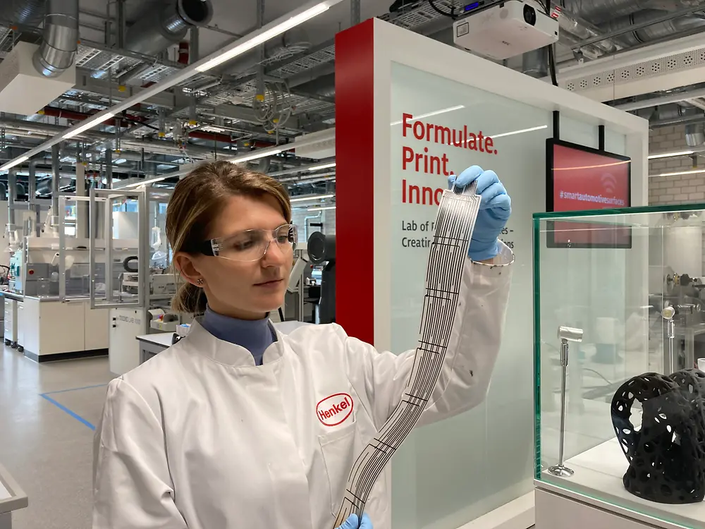 
Henkel and LAIIER® collaborate to drive smart building applications such as a novel water detection tape solution based on printed electronics.